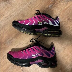 Nike Pink and Black Air Max Plus TN Sneakers